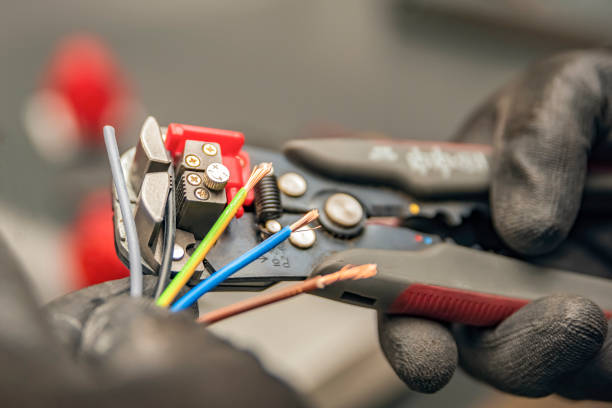 Best Local Electrician Companies  in Franklin Square, NY